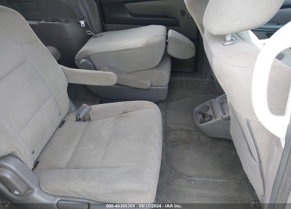 2016 HONDA ODYSSEY LX VIN: 5FNRL5H2XGB102015