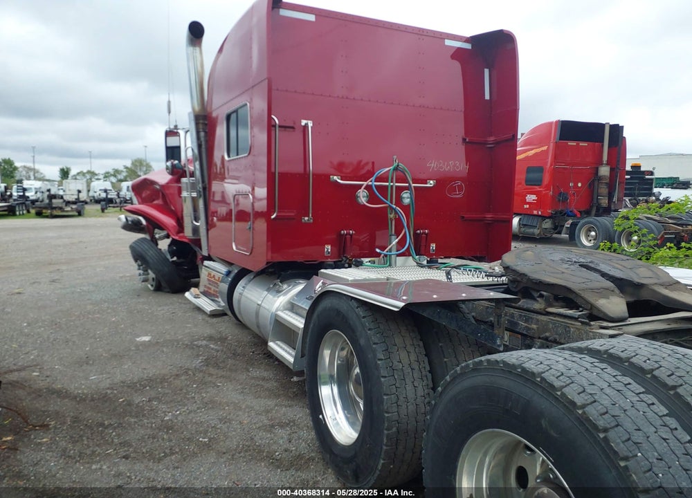2024 PETERBILT 389 VIN: 1XPXD49X8RD895915