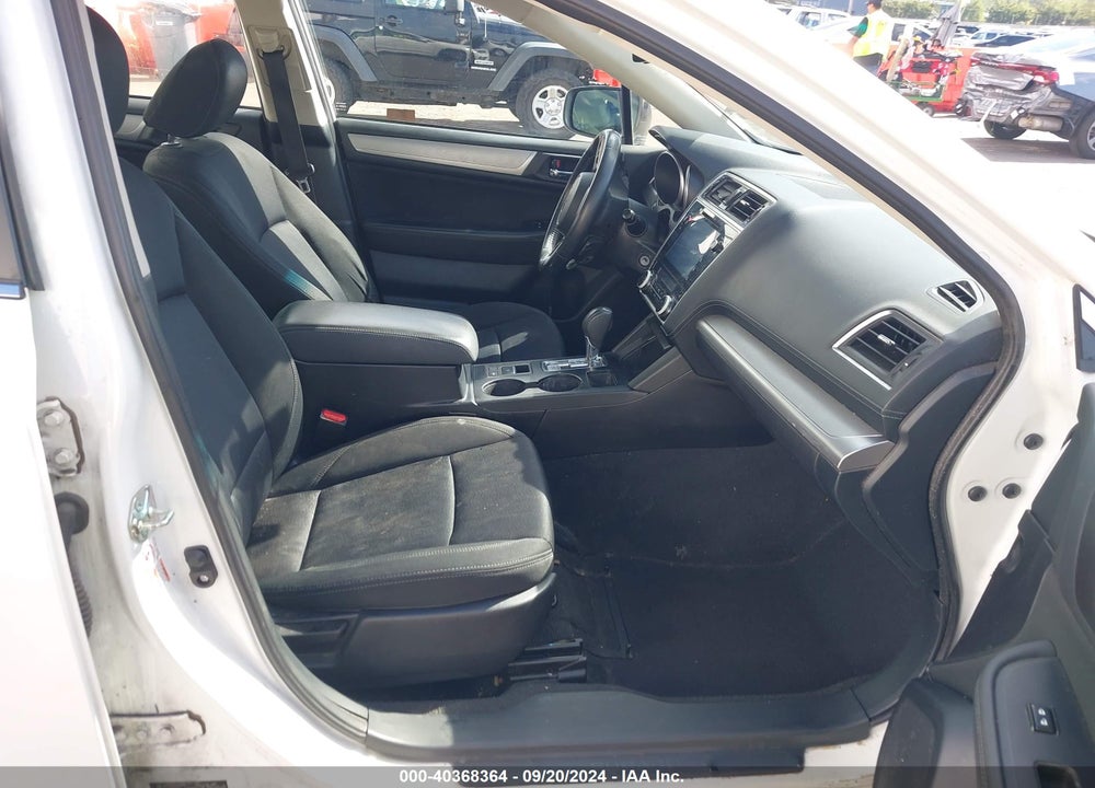 2018 SUBARU LEGACY PREMIUM VIN: 4S3BNAF67J3042886