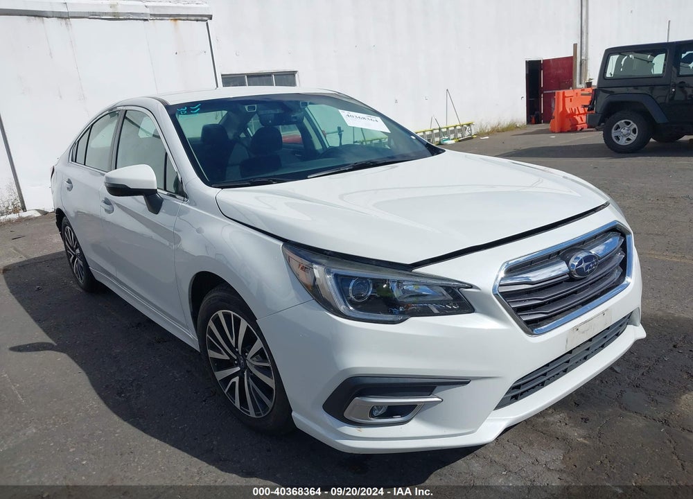 2018 SUBARU LEGACY PREMIUM VIN: 4S3BNAF67J3042886