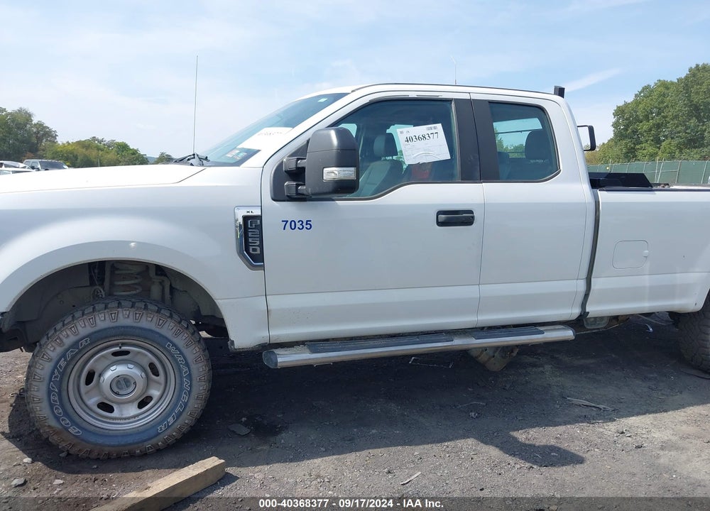 2017 FORD F-250 XL VIN: 1FT7X2B61HEE35440