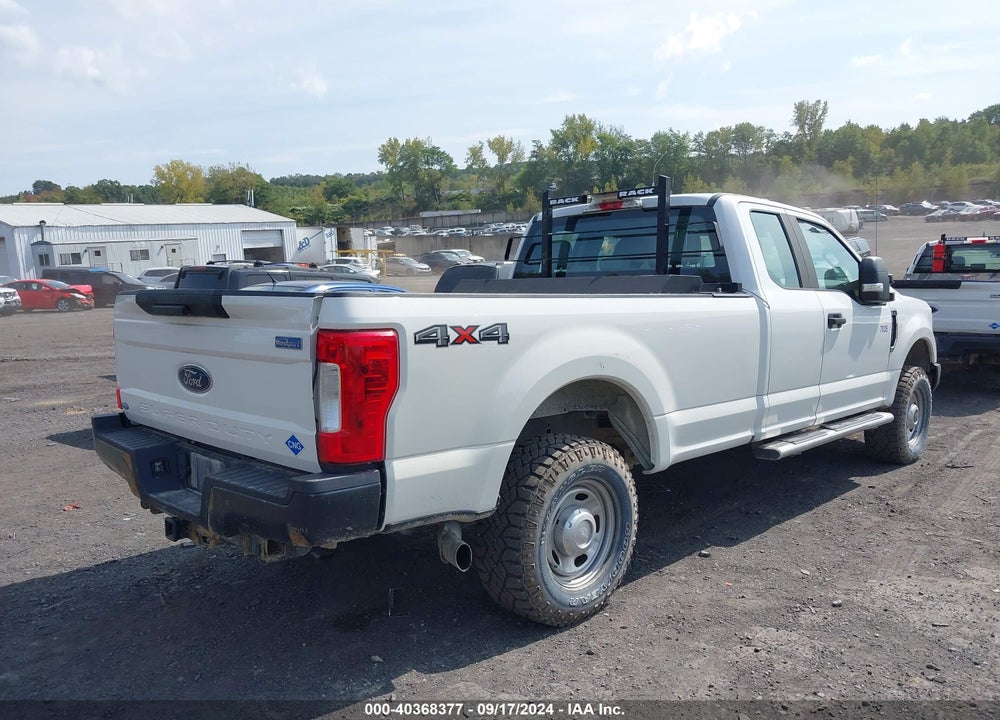 2017 FORD F-250 XL VIN: 1FT7X2B61HEE35440