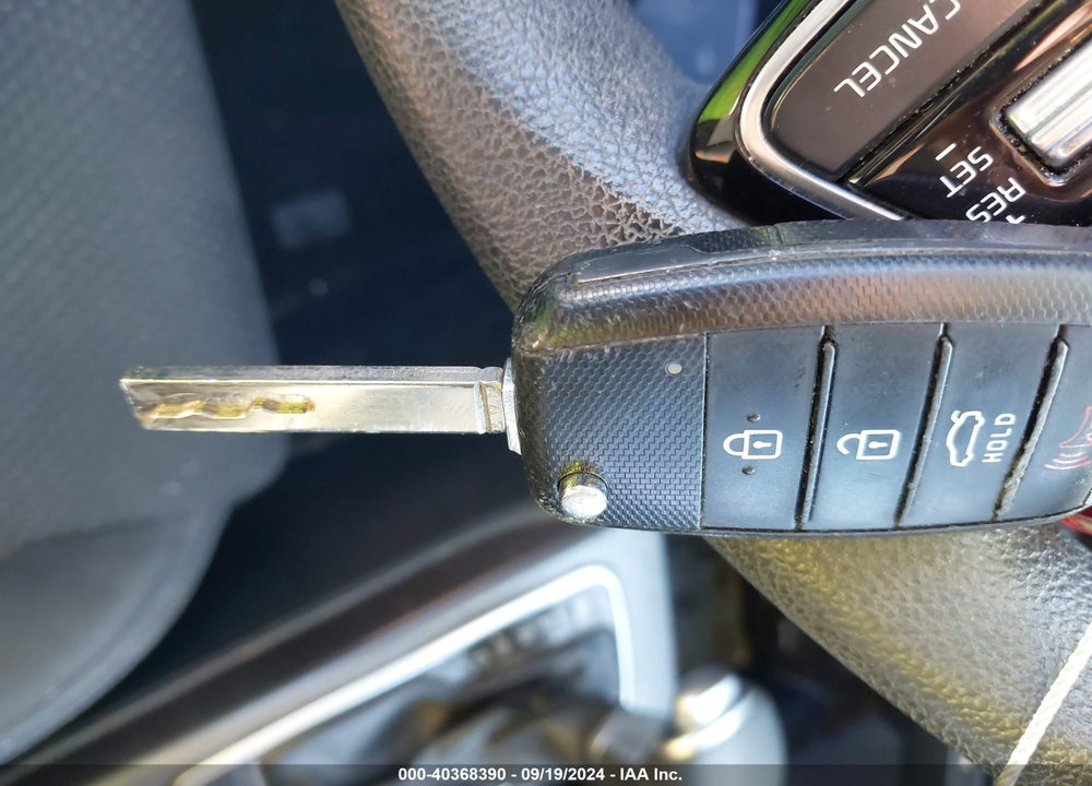 2019 KIA OPTIMA LX VIN: 5XXGT4L34KG344869