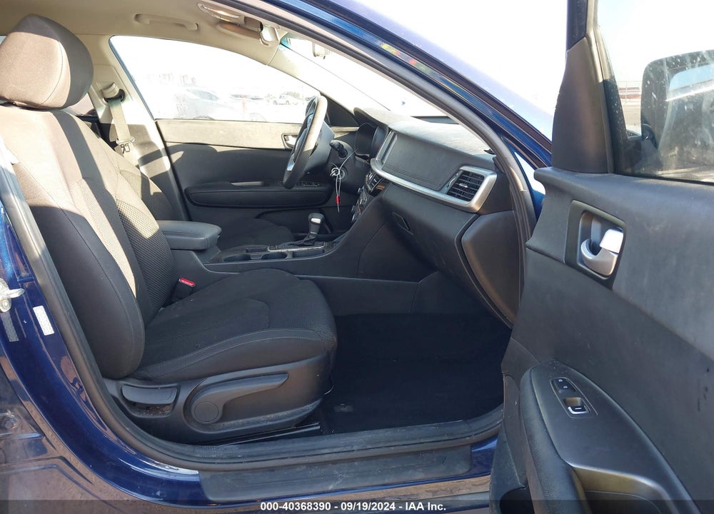 2019 KIA OPTIMA LX VIN: 5XXGT4L34KG344869