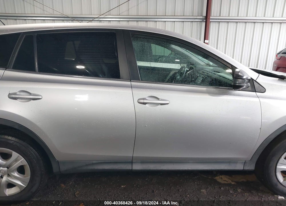 2015 TOYOTA RAV4 LE VIN: 2T3ZFREV1FW167311