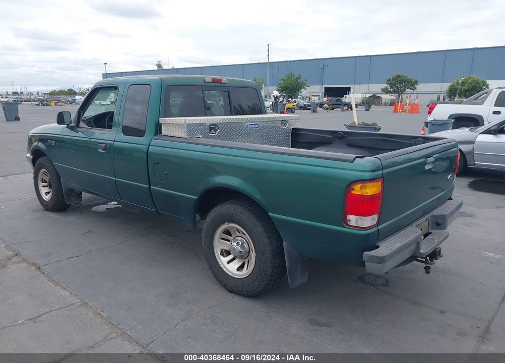 1999 FORD RANGER XLT VIN: 1FTYR14X9XTB09748