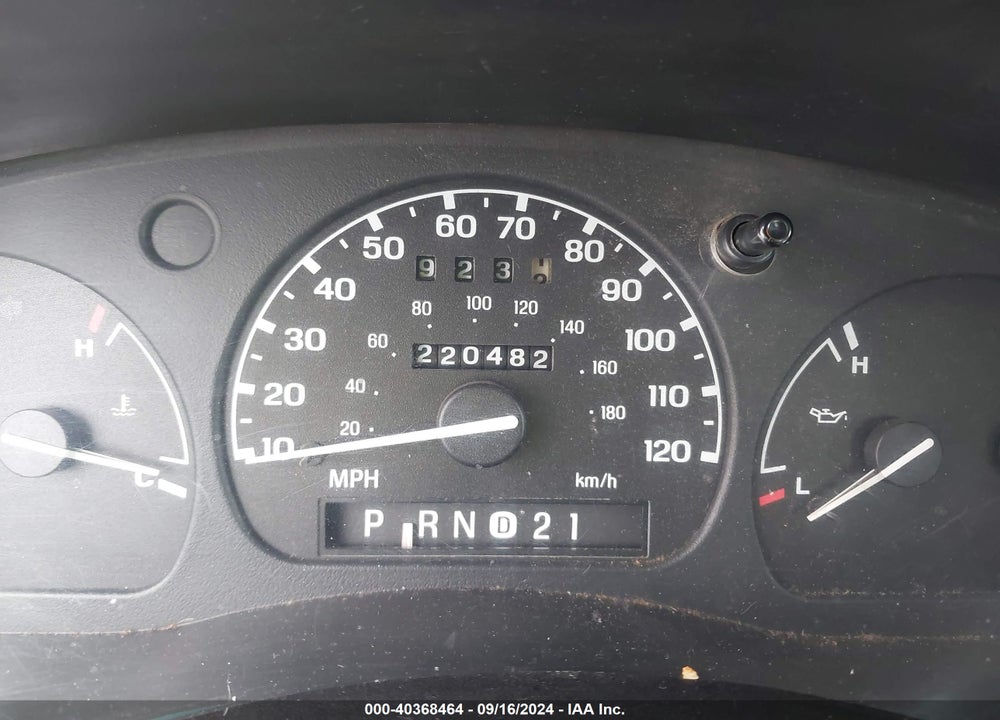 1999 FORD RANGER XLT VIN: 1FTYR14X9XTB09748