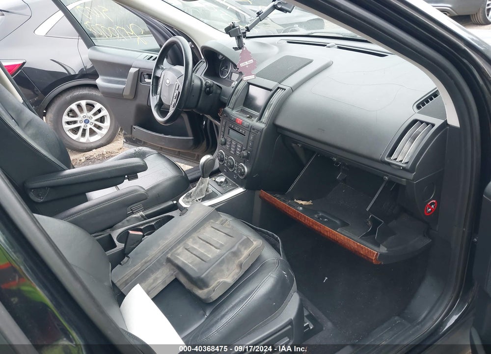 2008 LAND ROVER LR2 SE VIN: SALFS24N68H029241