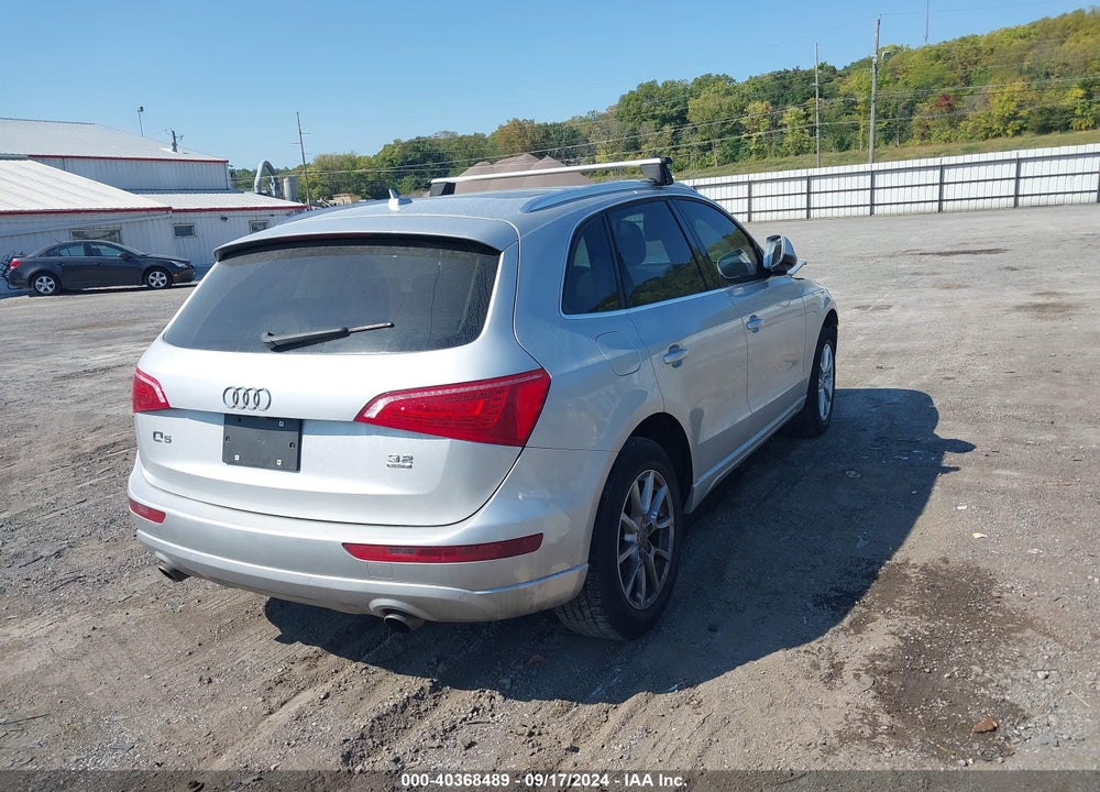 2010 AUDI Q5 3.2 PREMIUM VIN: WA1LKAFP9AA106082