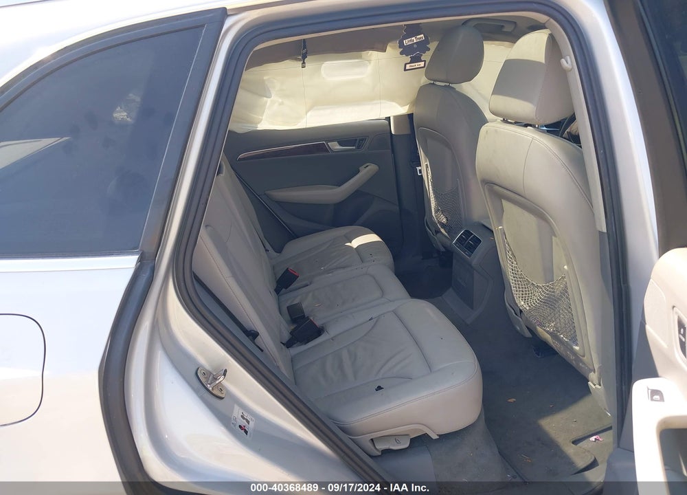2010 AUDI Q5 3.2 PREMIUM VIN: WA1LKAFP9AA106082
