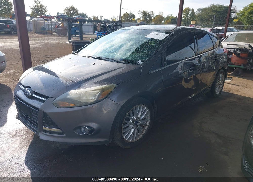 2013 FORD FOCUS TITANIUM VIN: 1FADP3N27DL133678