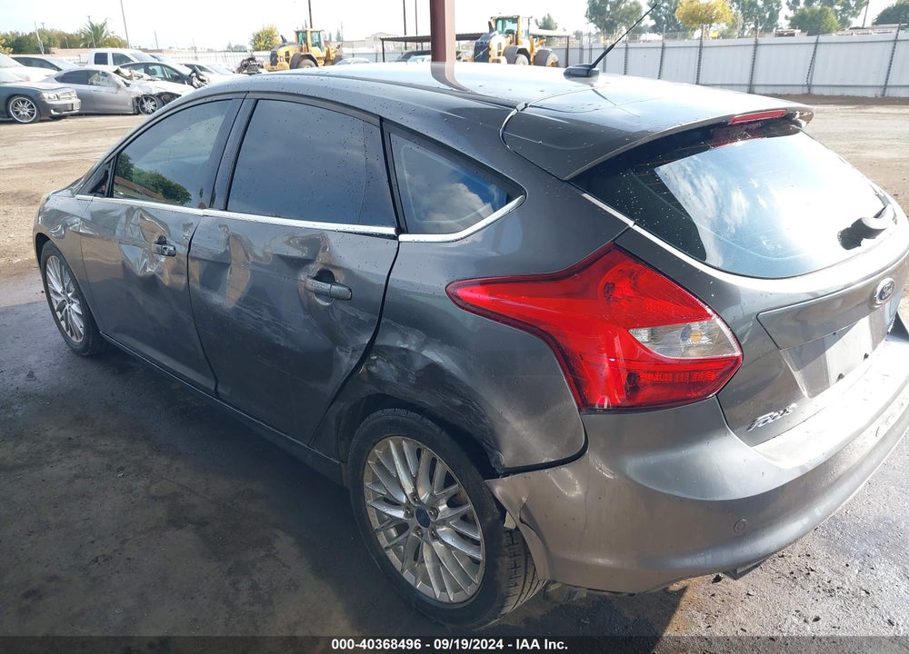 2013 FORD FOCUS TITANIUM VIN: 1FADP3N27DL133678