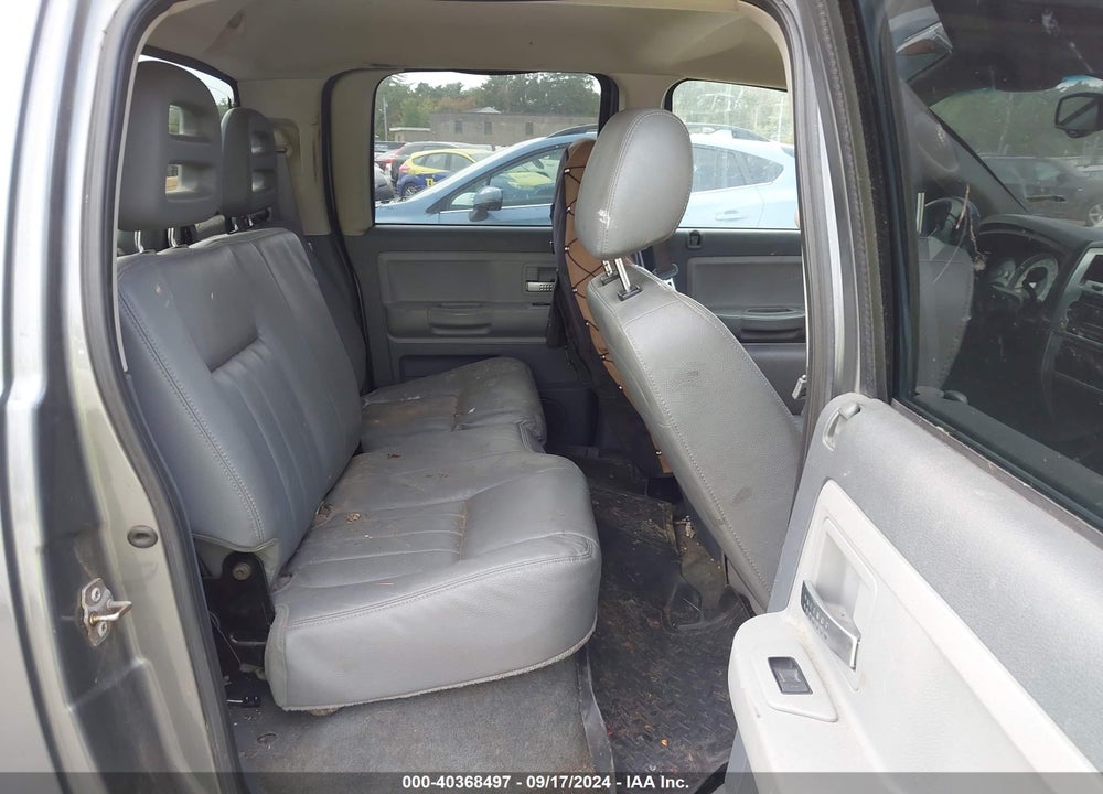 2005 DODGE DAKOTA LARAMIE VIN: 1D7HW58N25S187838