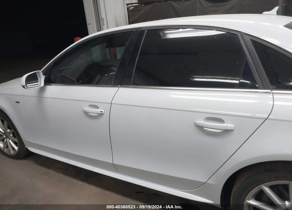 2016 AUDI A4 2.0T PREMIUM VIN: WAUAFAFL2GN003812