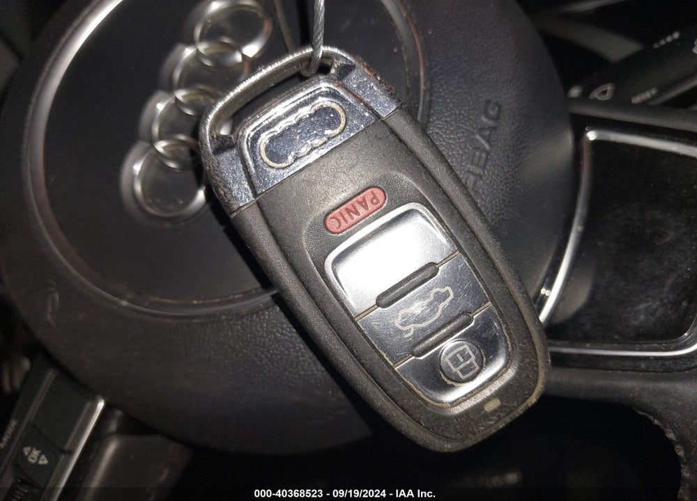 2016 AUDI A4 2.0T PREMIUM VIN: WAUAFAFL2GN003812