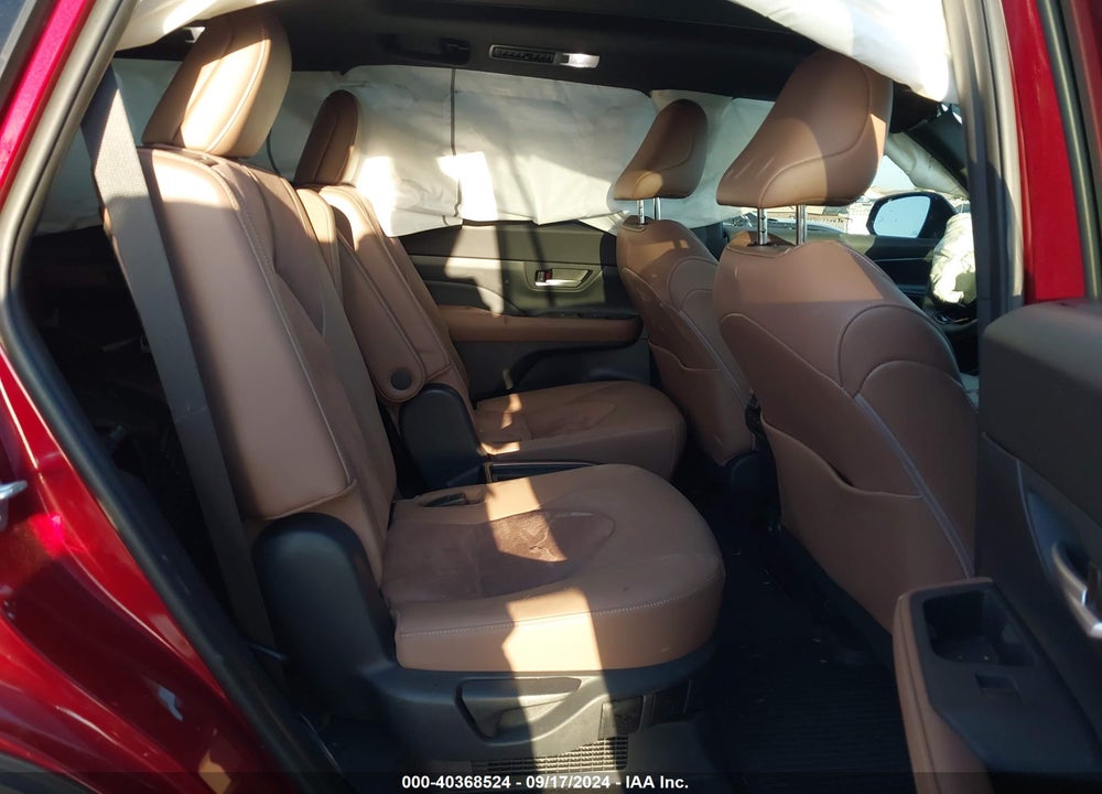 2024 TOYOTA GRAND HIGHLANDER HYBRID PLATINUM MAX VIN: 5TDADAB50RS004695