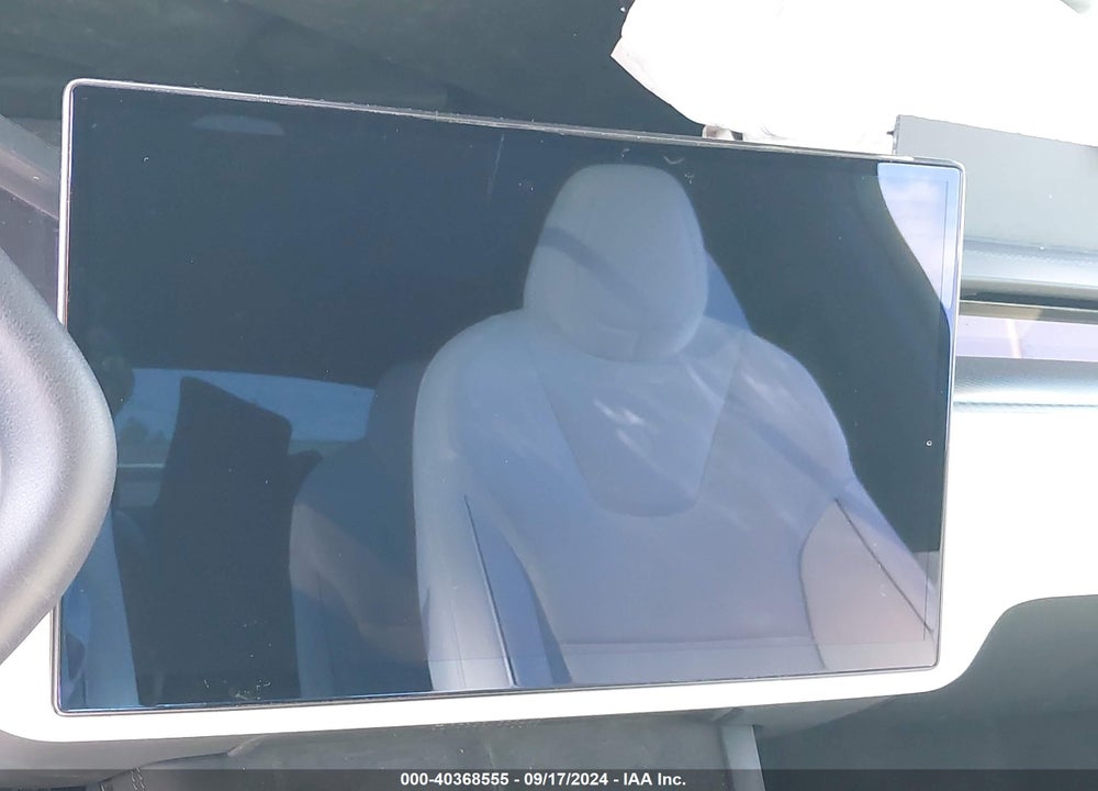 2022 TESLA MODEL X PLAID TRI MOTOR ALL-WHEEL DRIVE VIN: 7SAXCBE63NF333142