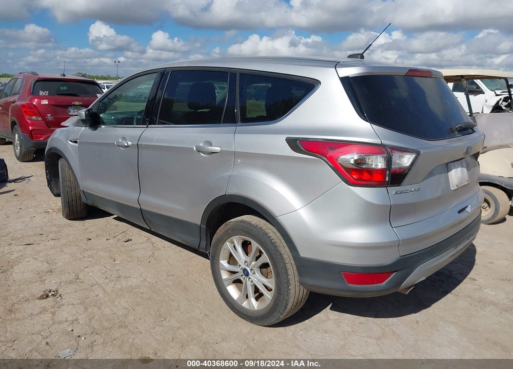 2017 FORD ESCAPE SE VIN: 1FMCU0G9XHUB05442