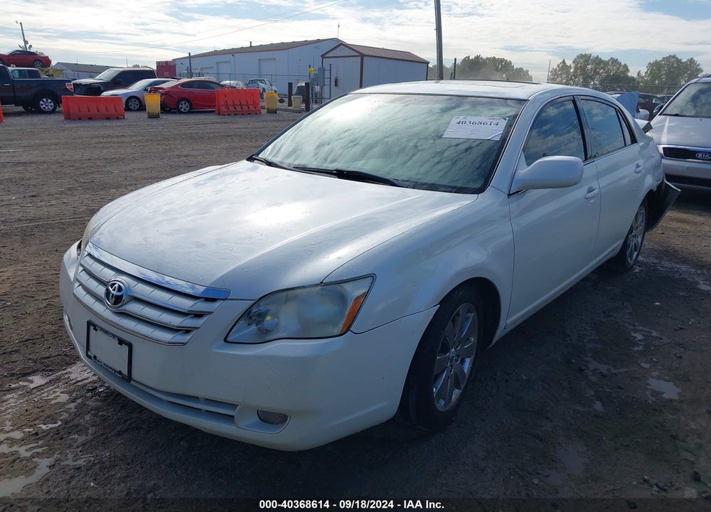 2005 TOYOTA AVALON XLS VIN: 4T1BK36BX5U010205