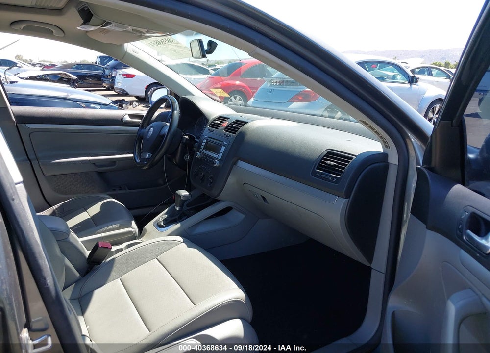 2008 VOLKSWAGEN JETTA WOLFSBURG EDITION VIN: 3VWRJ71K98M164057