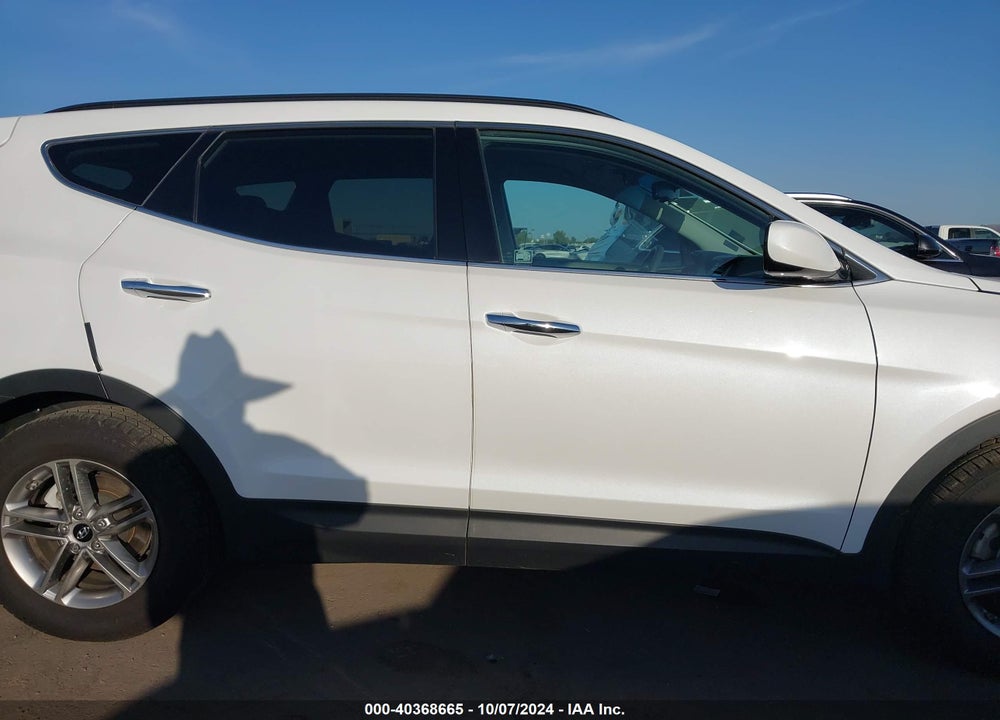 2017 HYUNDAI SANTA FE SPORT 2.4L VIN: 5XYZU3LB7HG418409