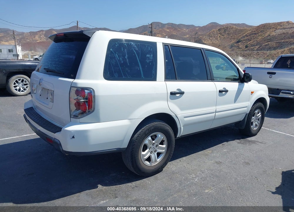 2007 HONDA PILOT LX VIN: 5FNYF28107B027320