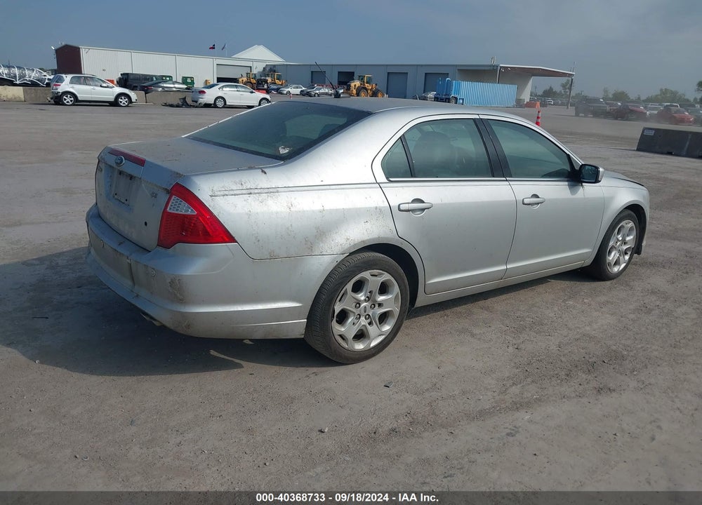 2011 FORD FUSION SE VIN: 3FAHP0HA9BR260188