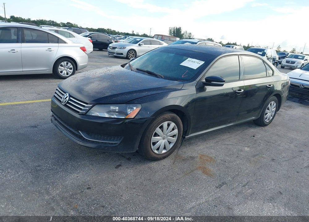 2013 VOLKSWAGEN PASSAT 2.5L S VIN: 1VWAP7A32DC053088