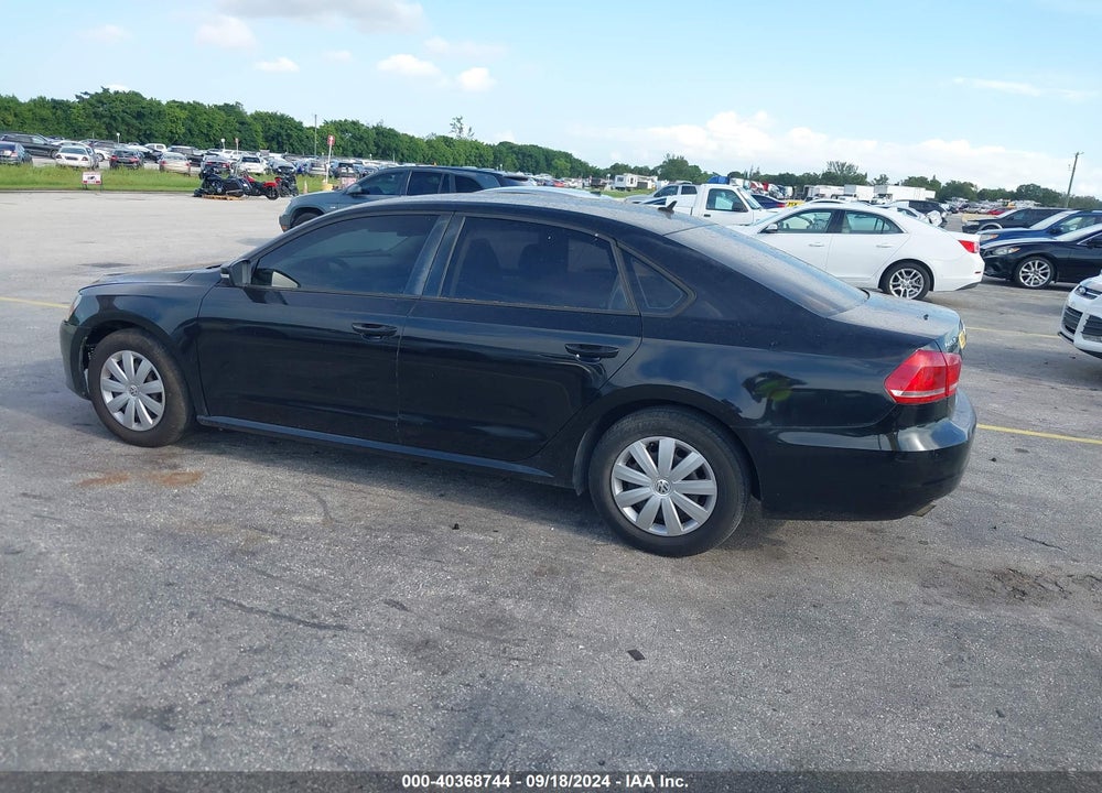 2013 VOLKSWAGEN PASSAT 2.5L S VIN: 1VWAP7A32DC053088