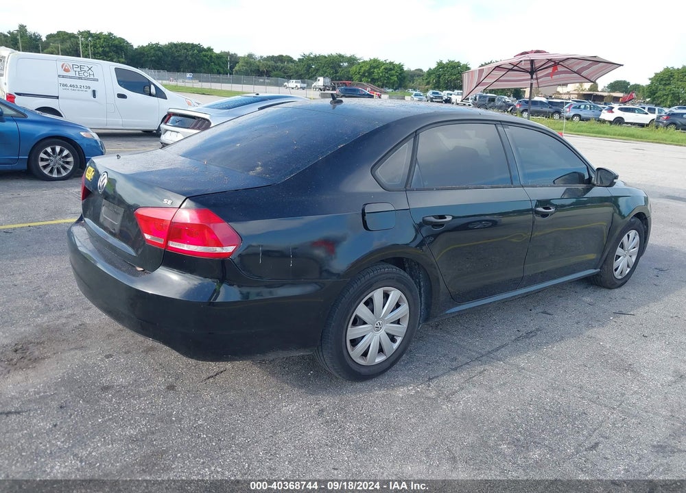 2013 VOLKSWAGEN PASSAT 2.5L S VIN: 1VWAP7A32DC053088