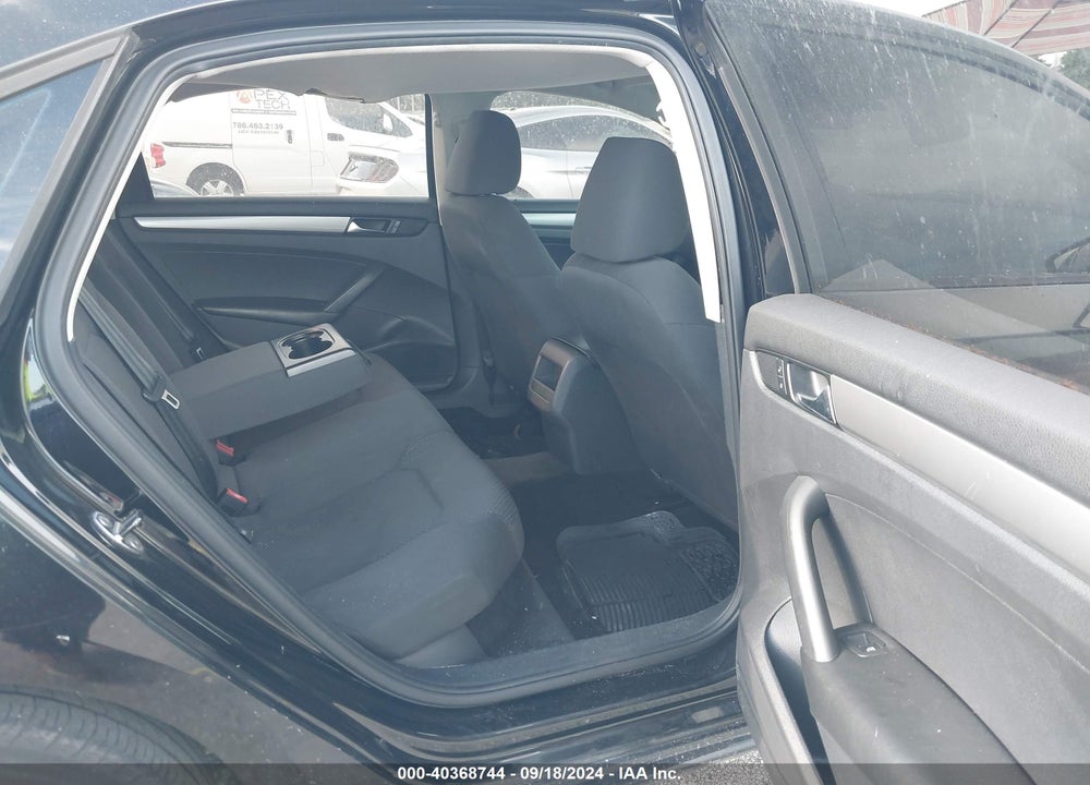 2013 VOLKSWAGEN PASSAT 2.5L S VIN: 1VWAP7A32DC053088