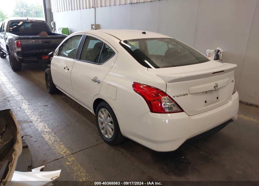 2018 NISSAN VERSA 1.6 SV VIN: 3N1CN7AP3JL823046