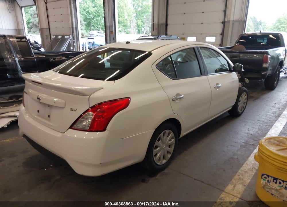 2018 NISSAN VERSA 1.6 SV VIN: 3N1CN7AP3JL823046