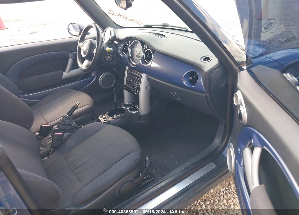 2005 MINI COOPER VIN: WMWRF335X5TF62606