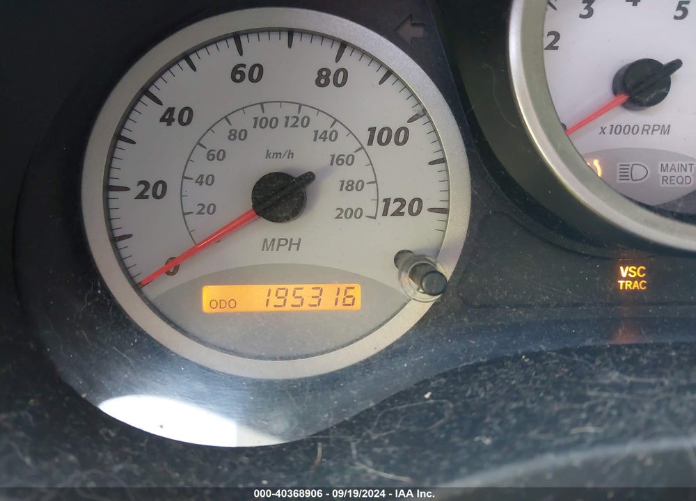 2005 TOYOTA RAV4 VIN: JTEHD20V656023944