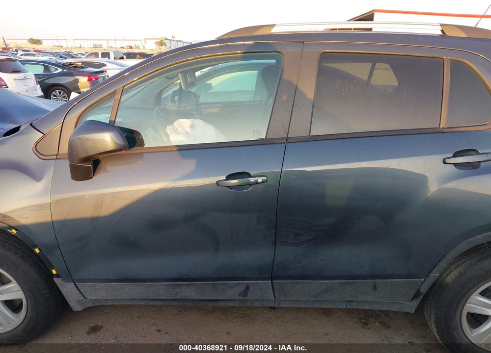 2022 CHEVROLET TRAX AWD LT VIN: KL7CJPSMXNB508388