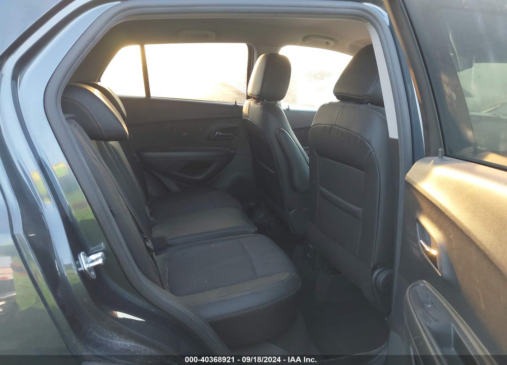 2022 CHEVROLET TRAX AWD LT VIN: KL7CJPSMXNB508388