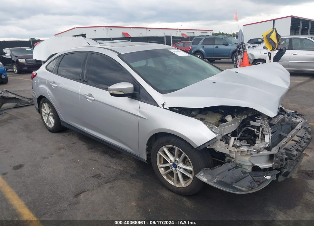 2015 FORD FOCUS SE VIN: 1FADP3F22FL207560