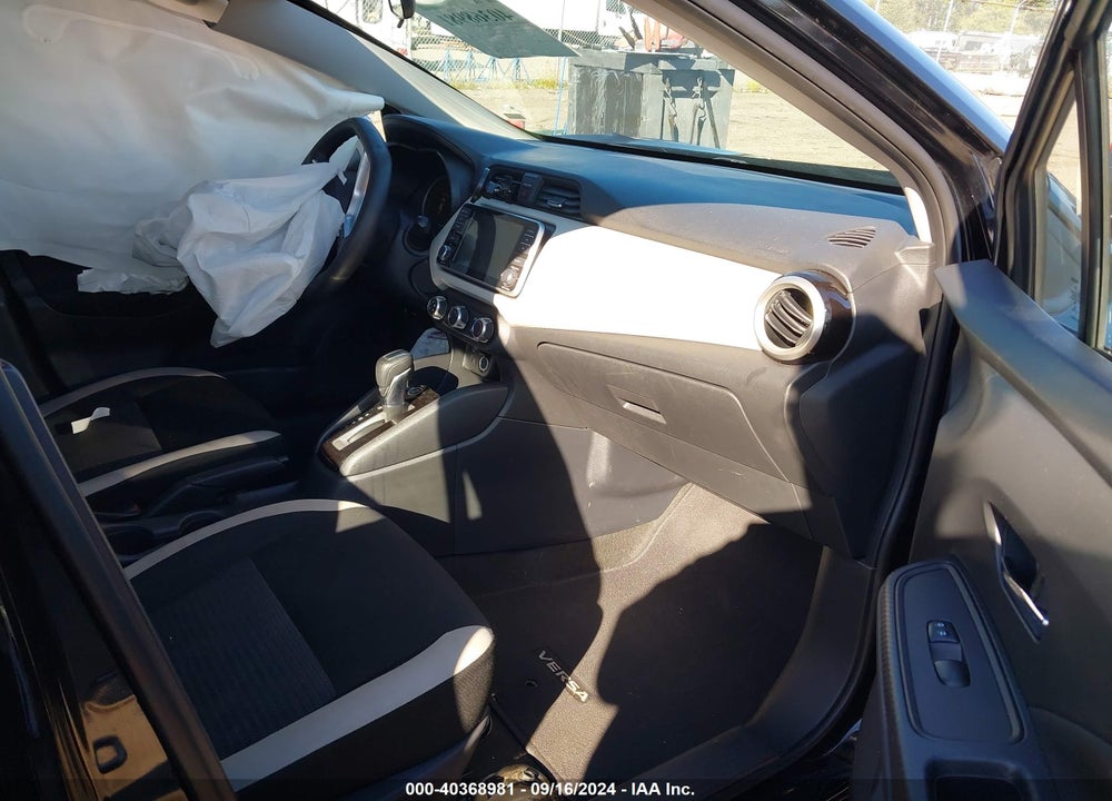 2021 NISSAN VERSA SV XTRONIC CVT VIN: 3N1CN8EV6ML876388