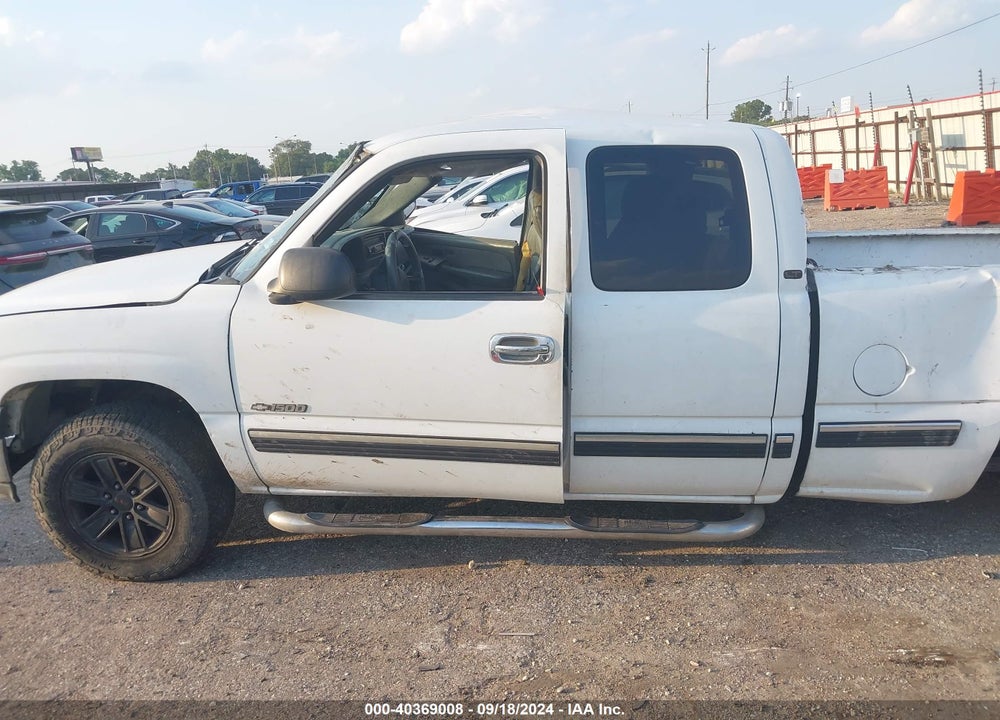 2000 CHEVROLET SILVERADO 1500 LT VIN: 1GCEK19T0YE343439