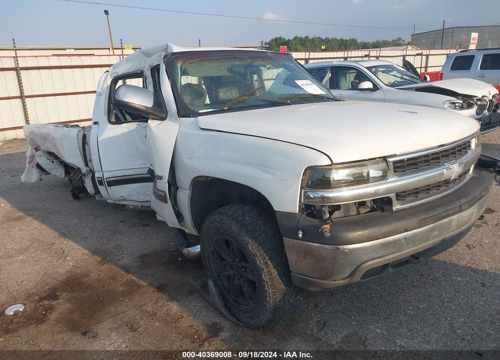 2000 CHEVROLET SILVERADO 1500 LT VIN: 1GCEK19T0YE343439