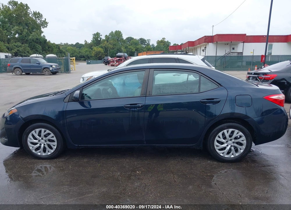 2018 TOYOTA COROLLA LE VIN: 2T1BURHE7JC080843