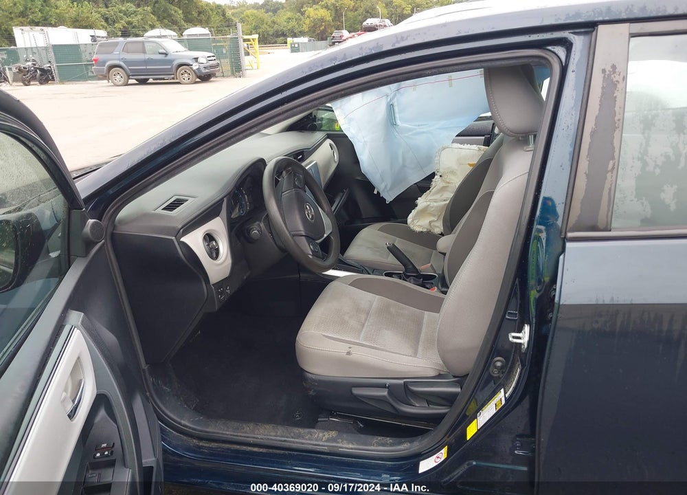 2018 TOYOTA COROLLA LE VIN: 2T1BURHE7JC080843