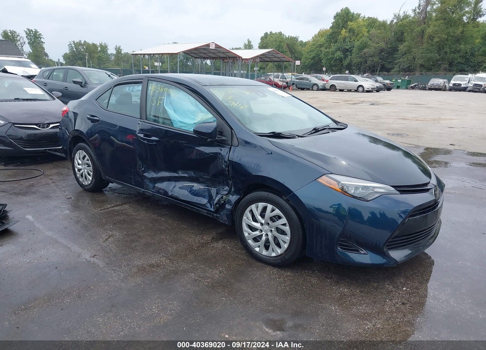 2018 TOYOTA COROLLA LE VIN: 2T1BURHE7JC080843