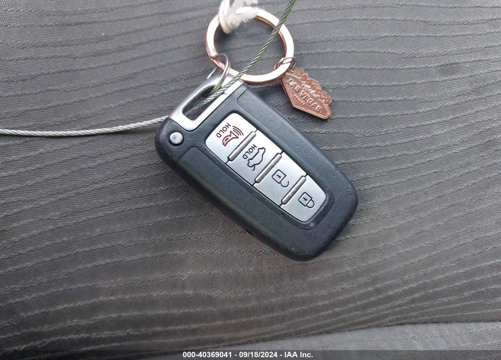 2015 HYUNDAI SONATA HYBRID VIN: KMHEC4A43FA134392