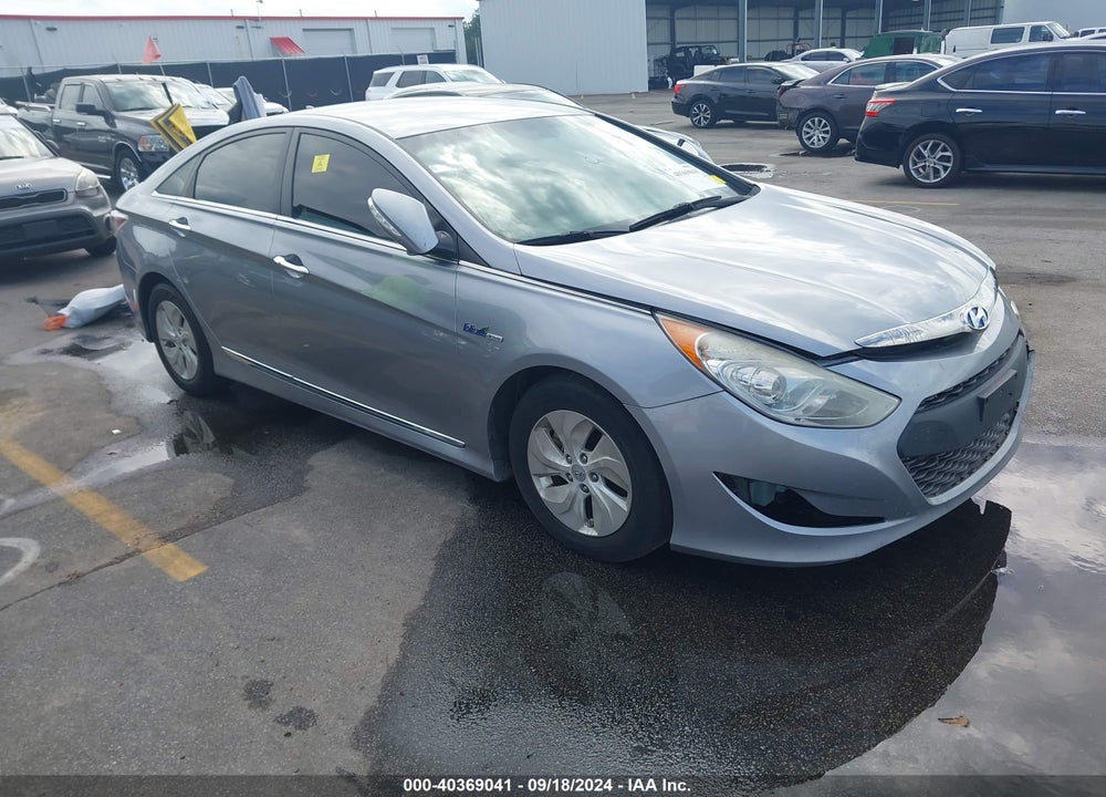2015 HYUNDAI SONATA HYBRID VIN: KMHEC4A43FA134392
