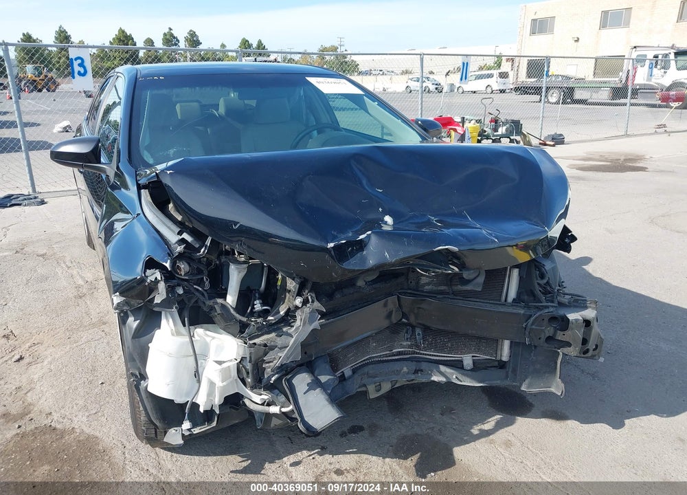 2017 TOYOTA CAMRY LE VIN: 4T1BF1FK5HU668737