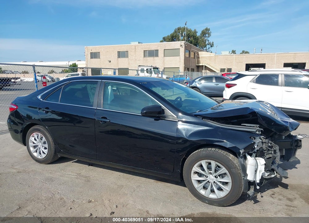 2017 TOYOTA CAMRY LE VIN: 4T1BF1FK5HU668737