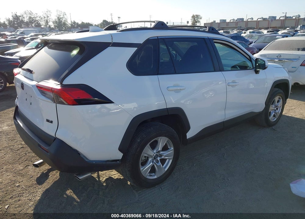 2019 TOYOTA RAV4 XLE VIN: 2T3W1RFV7KW029802