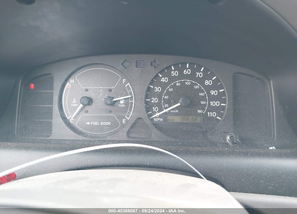 2001 TOYOTA COROLLA CE VIN: 2T1BR12E41C396714